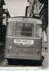 bus torino con pubblicità Orlando